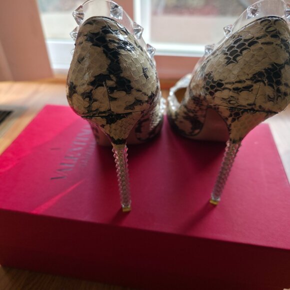 Valentino Garavani Rockstud Python Snakeskin pumps 39.5 - Picture 4 of 6